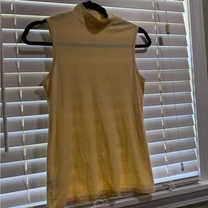 Eddie Bauer Sleeveless Light Yellow Tank Top